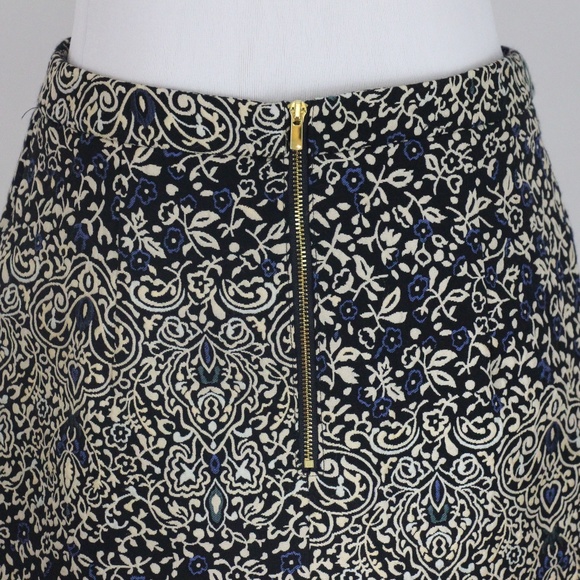 H&M Black, Cream, & Blue Floral Faux Wrap Skirt - Picture 5 of 8